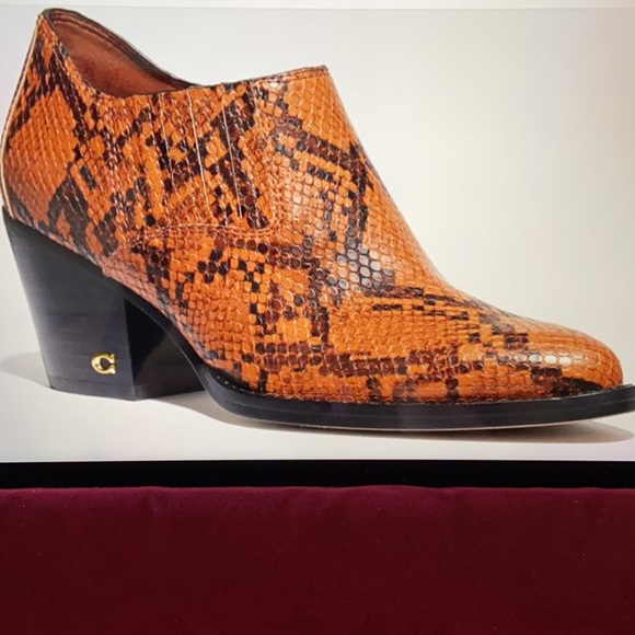 Coach Shoes - Coach PERRI PTE BOOTIE